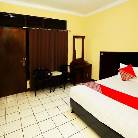 Oyo 93136 Hotel Santo Djaya 2 Bogor Buitenkant foto