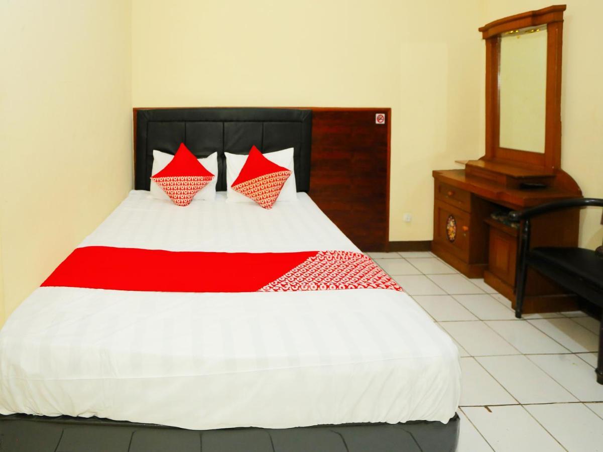 Oyo 93136 Hotel Santo Djaya 2 Bogor Buitenkant foto