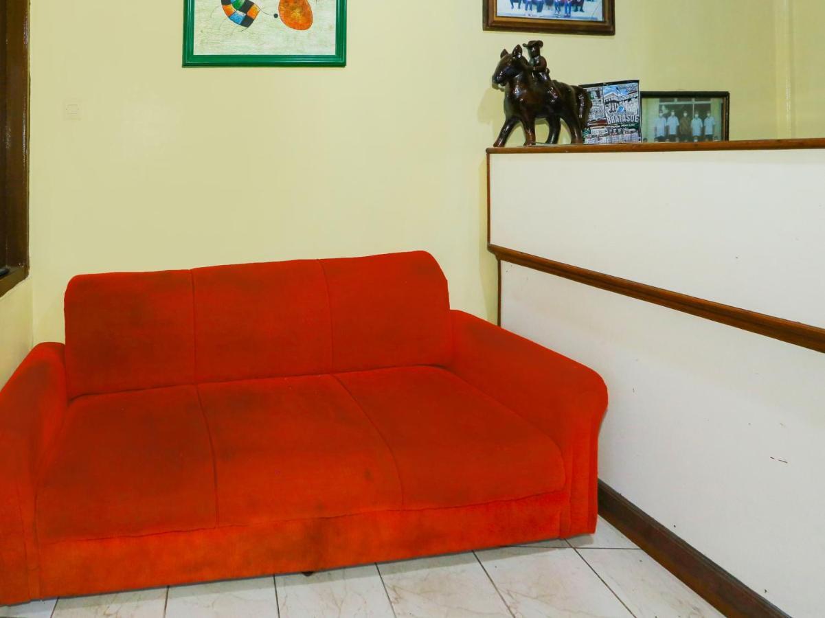 Oyo 93136 Hotel Santo Djaya 2 Bogor Buitenkant foto